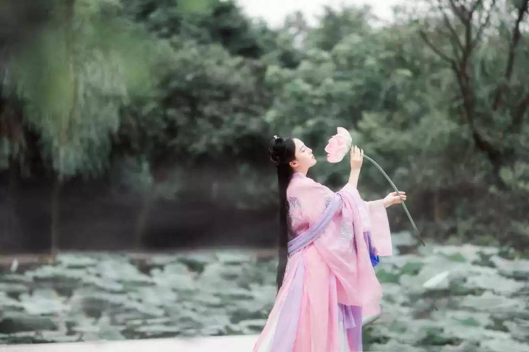漢服文案句子發朋友圈