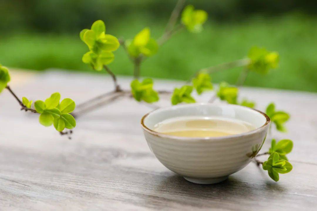 怎樣用一句詩(shī)詞說(shuō)明“我很窮”？第一句就讓人驚呼太形象了