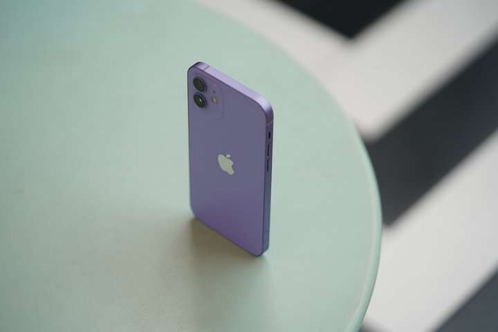 紫色 iPhone 12 圖賞：華貴而又質樸，雅靜而又熱烈