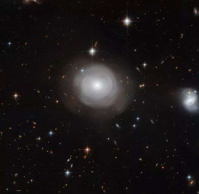 宇宙中最奇特的15個星系