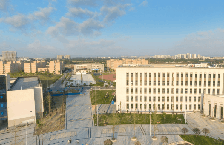 四川省名牌大學有哪些，可分三個檔次，川農、西財悉數上榜