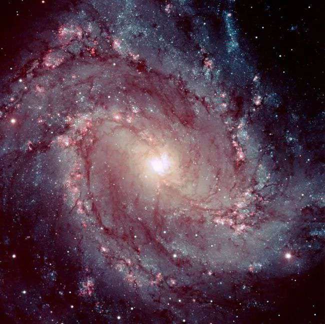 宇宙中最奇特的15個星系