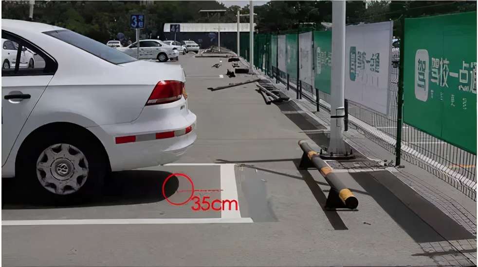 倒車入庫滿分教程圖解，一把過考沒難度