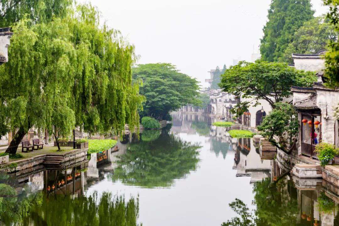 10首清明詩詞，落花飛絮，春意闌珊，最美人間四月天