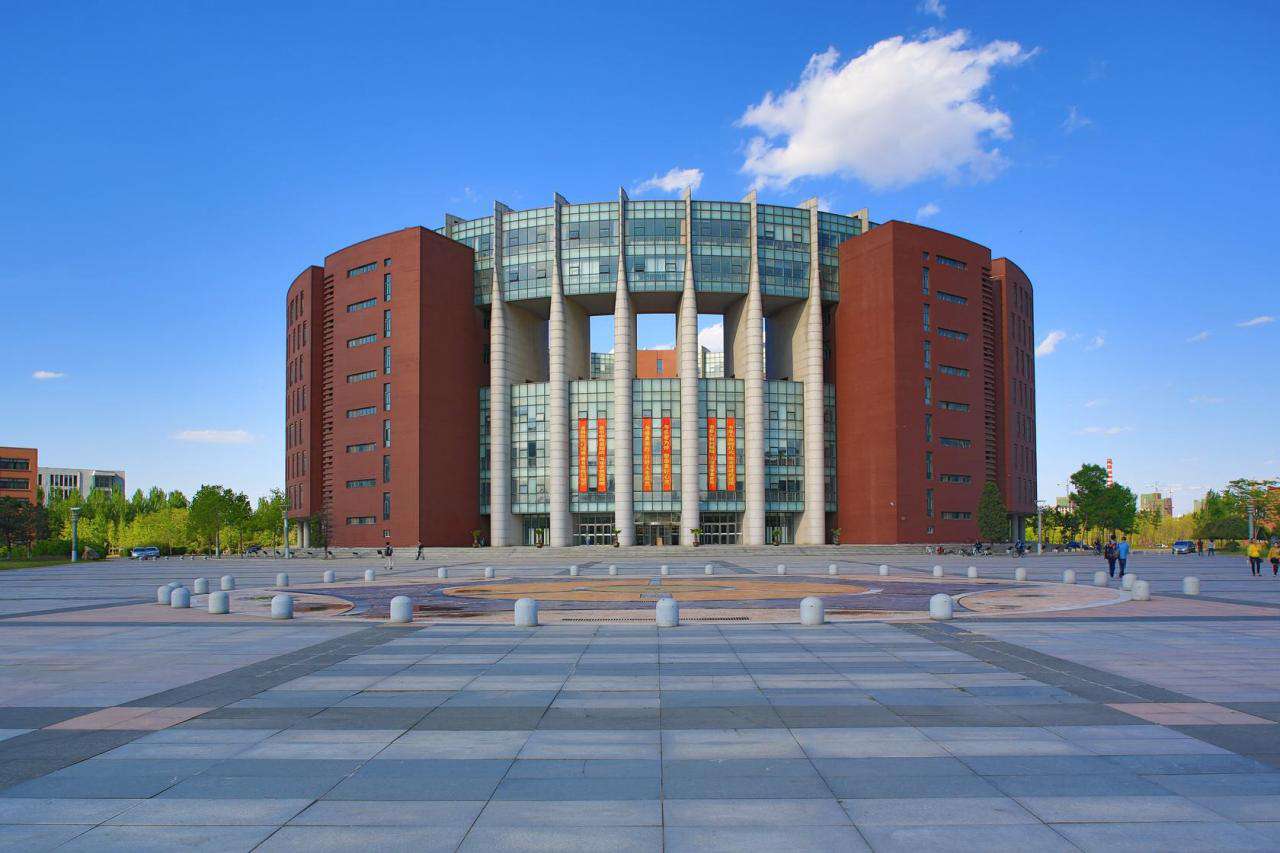 東北高校的三所特色理工大學排名，沈陽理工和沈陽工業誰更好？