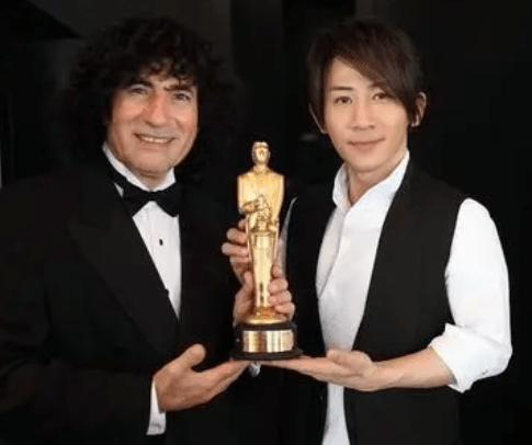 劉謙為何突然不紅了 劉謙為什么突然不上春晚了