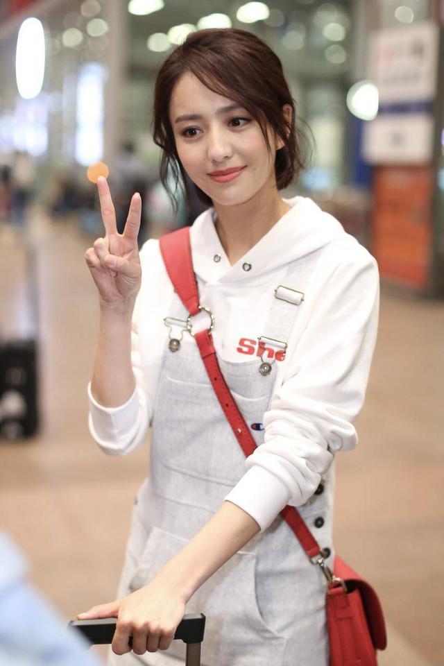 佟麗婭現(xiàn)在的老公(佟麗婭又嫁人嗎)