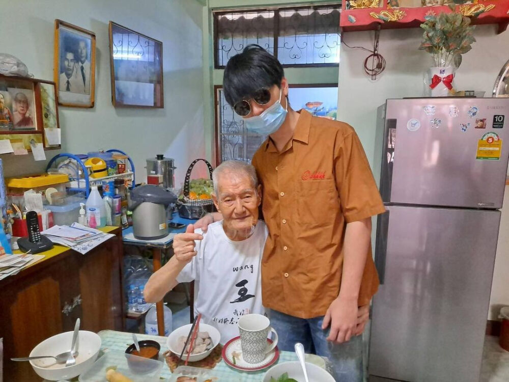 泰國明星都是富二代嗎（為什么泰國明星家境好）