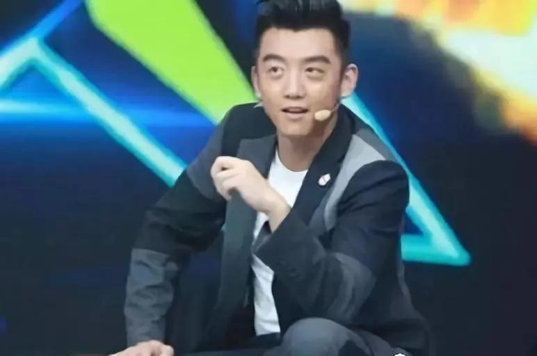 鄭愷算不算一線明星(鄭愷是一線明星嗎)