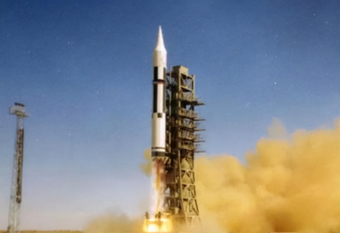 東風5b和東風41區別（東風5b厲害還是東風41厲害）