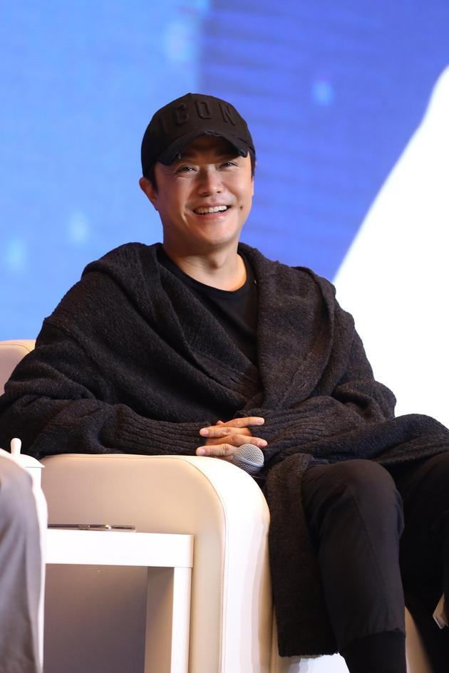 佟麗婭現(xiàn)在的老公(佟麗婭又嫁人嗎)