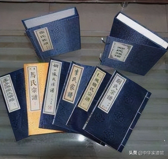 哪里能查到自己族譜(怎么查詢自己的家譜)