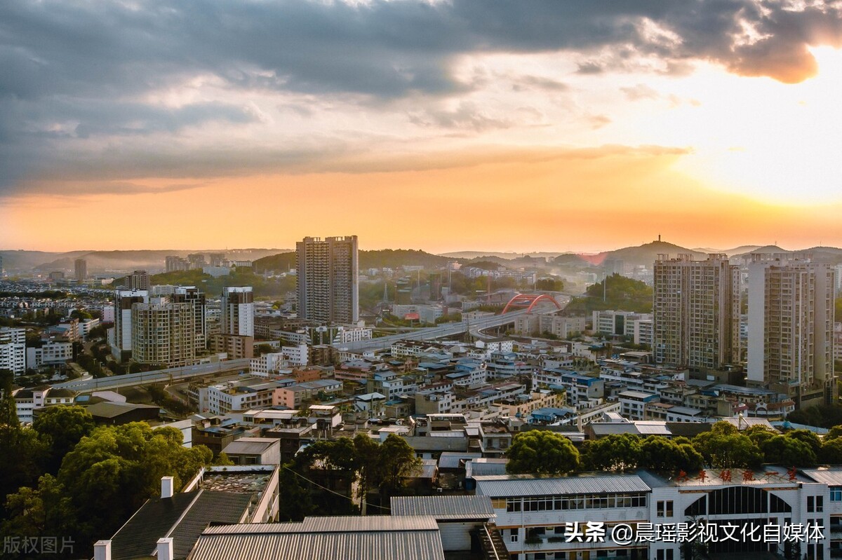 重慶車牌ABCDEF是怎么排的（現在重慶車牌都是A和D）