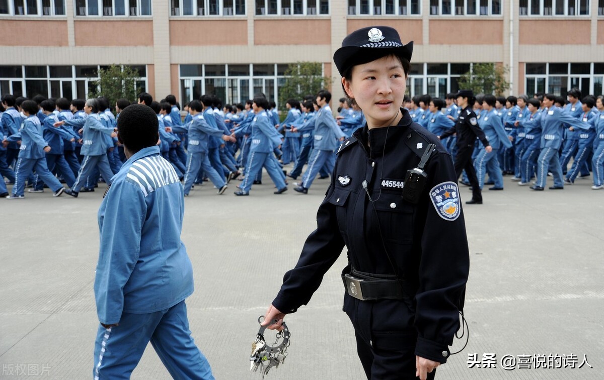 女子監獄里來月經怎么辦(女子監獄內部真實生活)