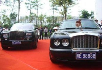 車牌abc是按經濟排的嗎(城市abcd按什么依據排的)