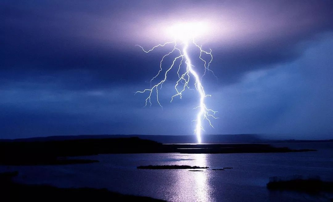 冬天為什么不打雷(冬天下雨為什么不打雷不閃電)