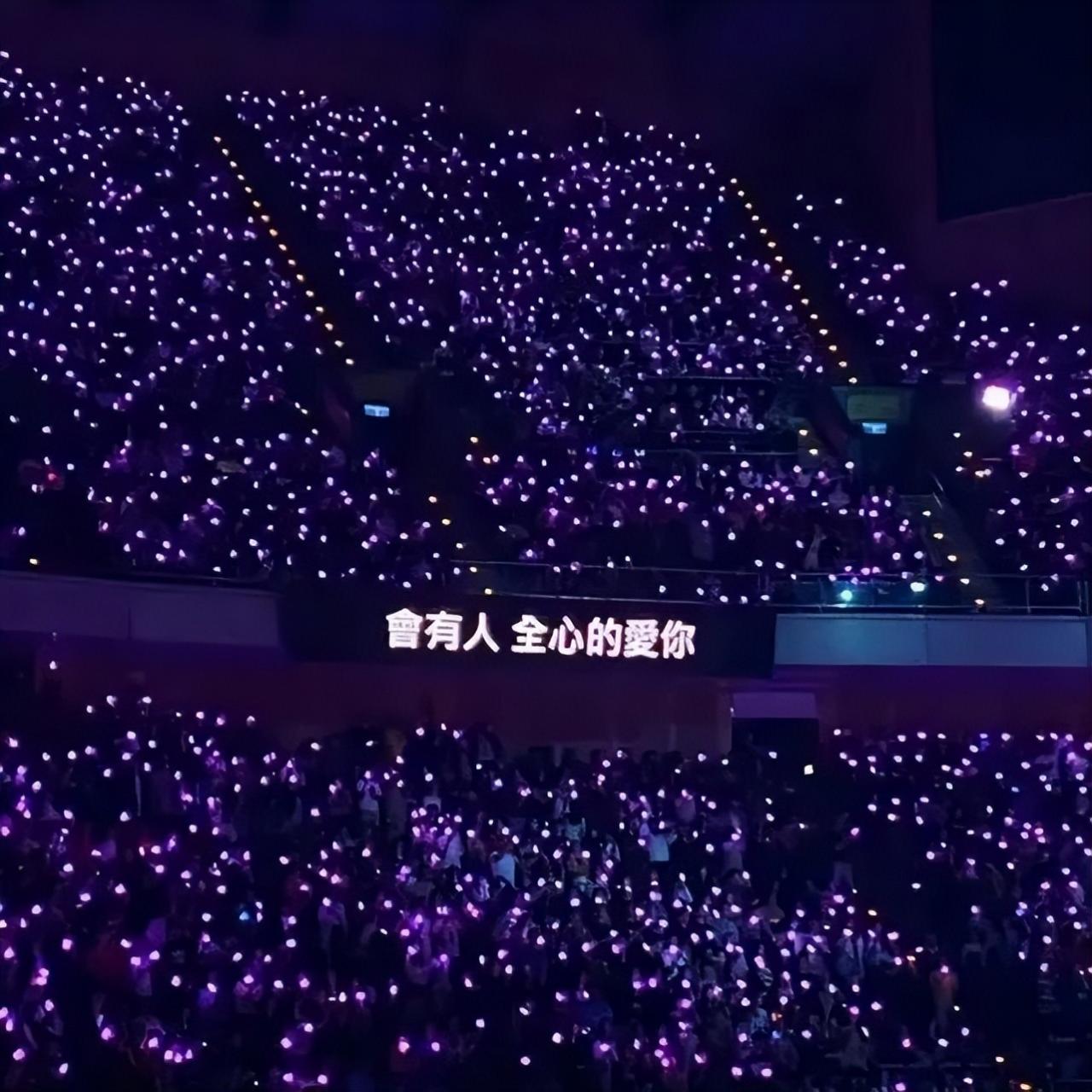 讓你情緒崩潰的最后一根稻草 一瞬間情緒崩潰的句子