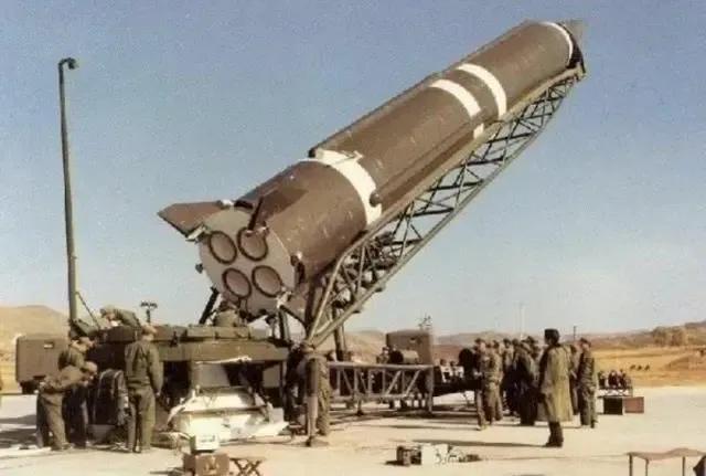 沙特買東風3送的一枚是核彈是真的嗎（沙特試射一枚東風3驗貨）