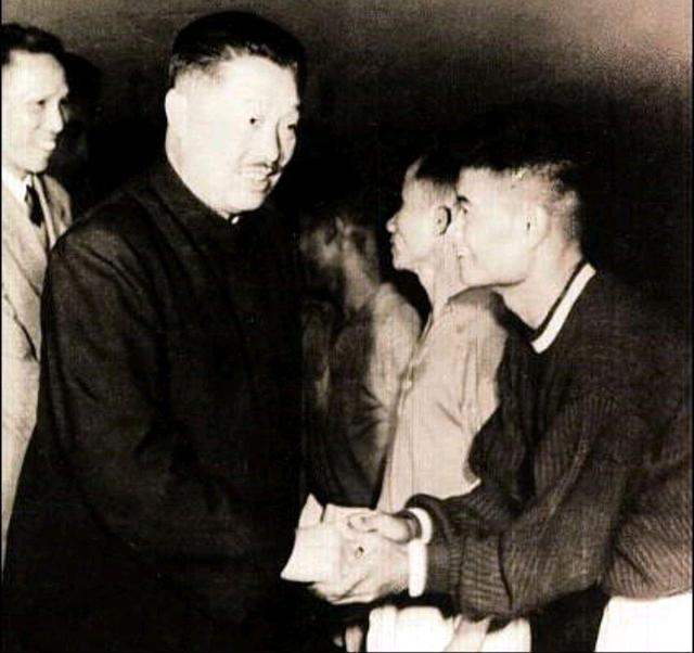 足球為什么不讓軍人踢（國家為什么容忍國足）