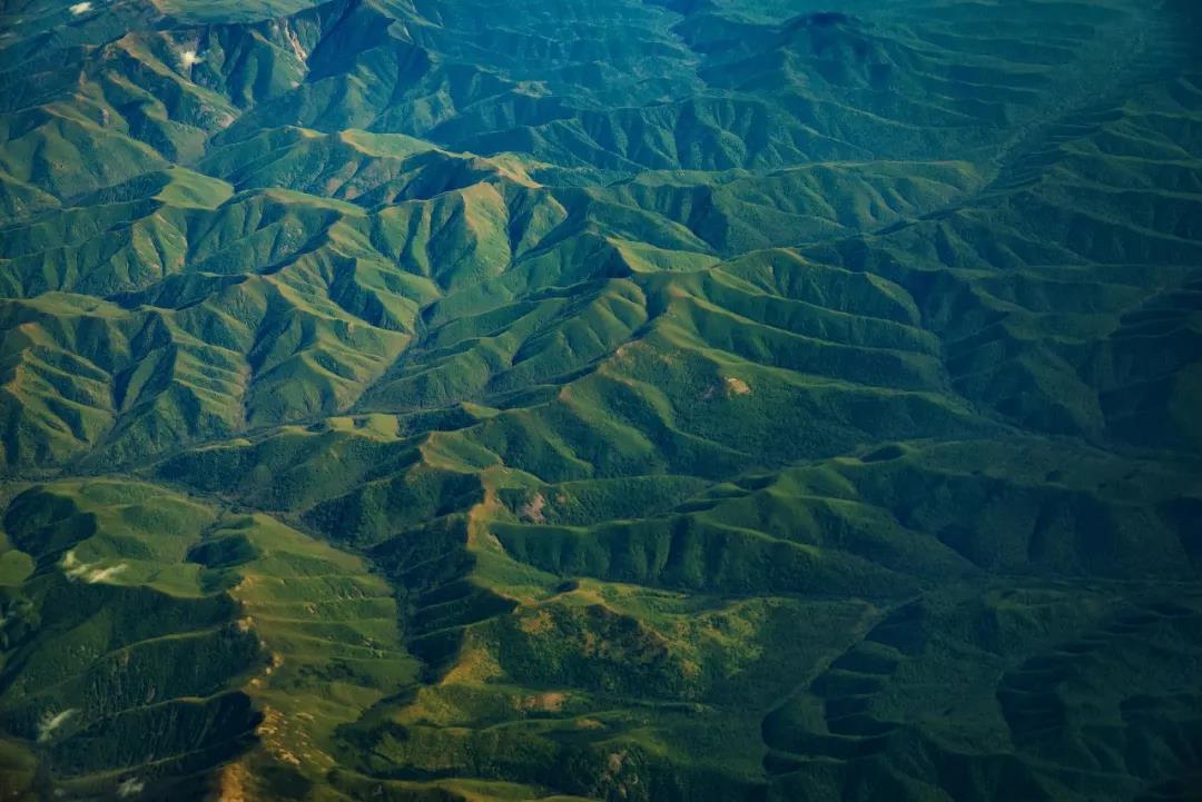 地球為什么是圓的 (小朋友問地球為什么是圓的)