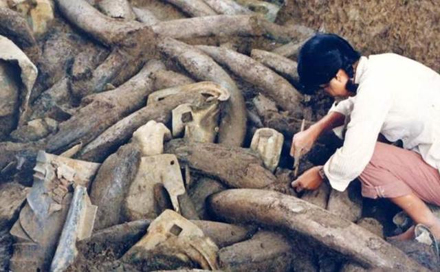 事業(yè)單位轉(zhuǎn)公務(wù)員最新政策（2022年事業(yè)編轉(zhuǎn)公務(wù)員途徑）