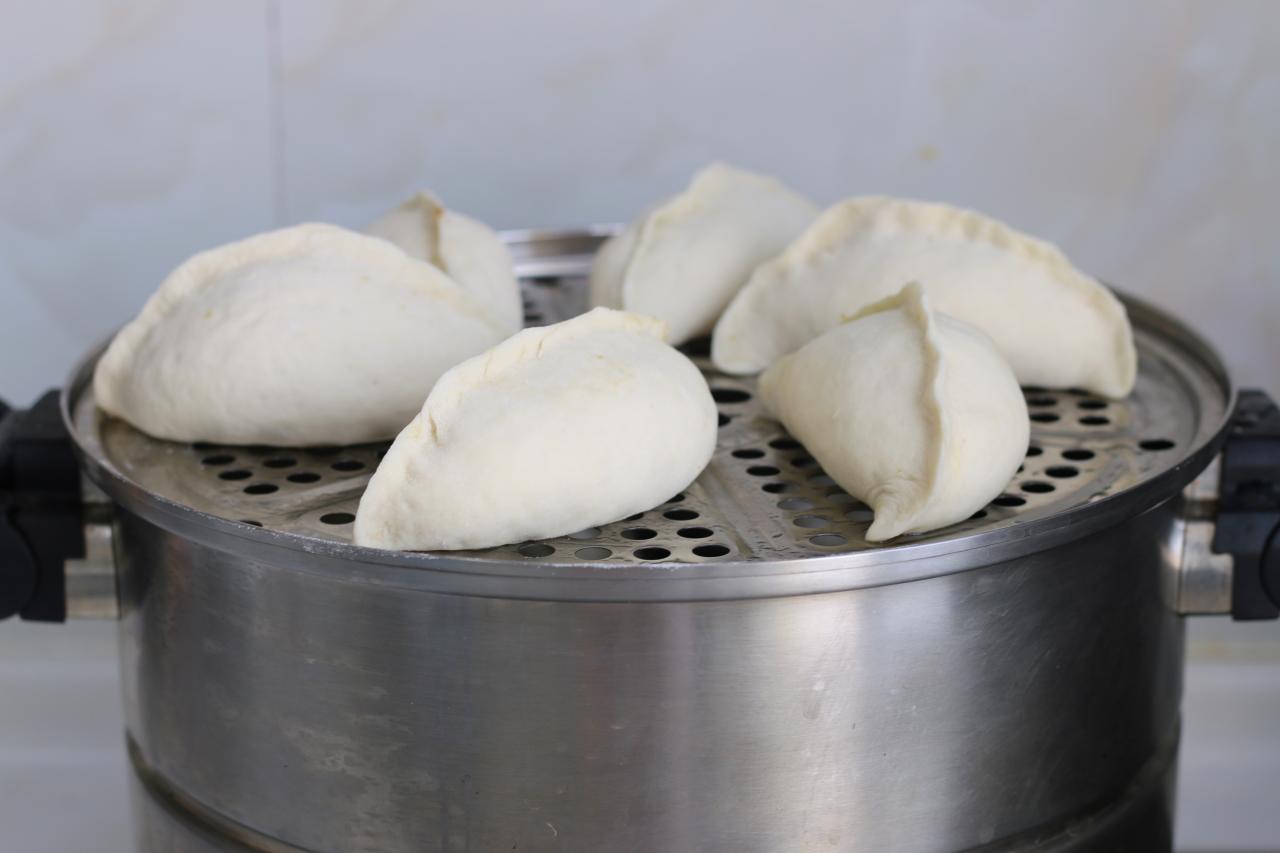 韭菜雞蛋餡包子需要蒸幾分鐘(蒸包子的做法和技巧)