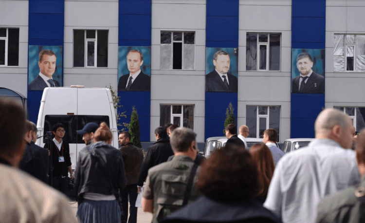 車臣為什么聽俄羅斯的(車臣為什么幫俄羅斯出兵)