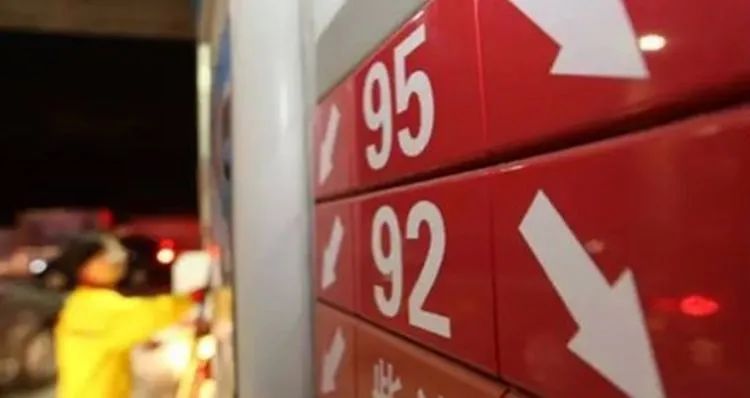 一年一萬公里95比92貴多少（100元92和95誰跑得遠）