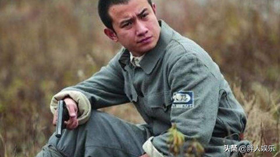 張若昀的親娘是誰(演員張若昀的家世)