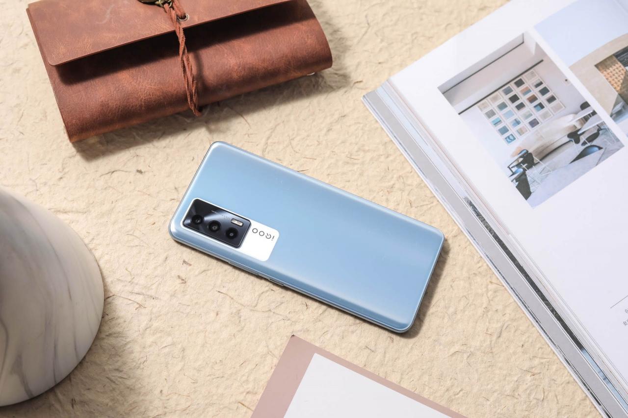 vivo手機(jī)哪款性價比高質(zhì)量好(vivo手機(jī)哪個性價比高)