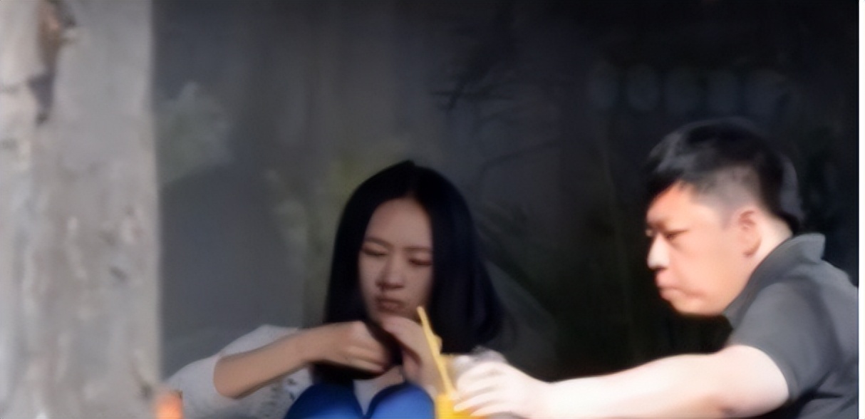 黃定宇控制童瑤長達一年是真的嗎