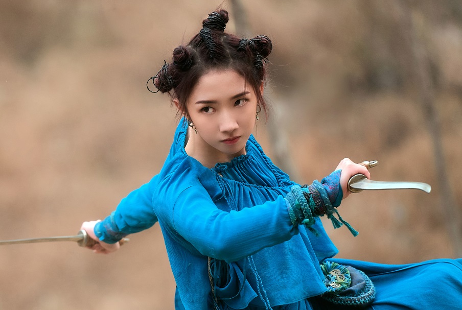 孟美岐14歲會(huì)拍牛奶照（孟美岐寫(xiě)真照牛奶）