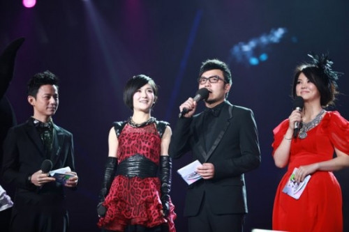 謝娜為什么怕李湘 (李湘為什么那么有錢)