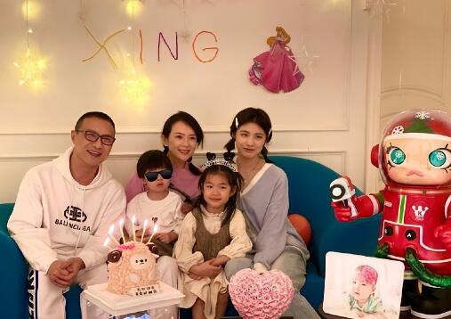 汪峰和章子怡什么時候離的婚