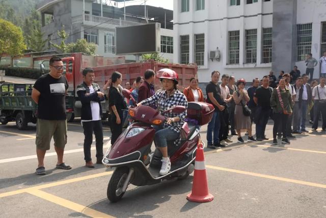 c1駕照了最好不要增駕摩托車（摩托車和c1必須合并嗎）