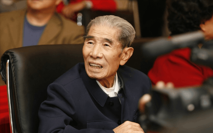 搞笑明星排行榜前十名(內地搞笑演員名單大全)