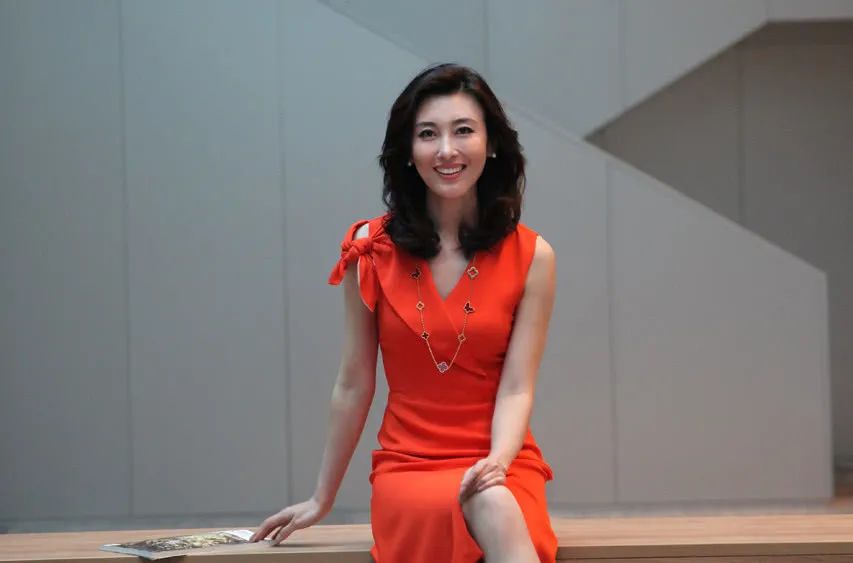 中央四臺(tái)女主持人名單及照片