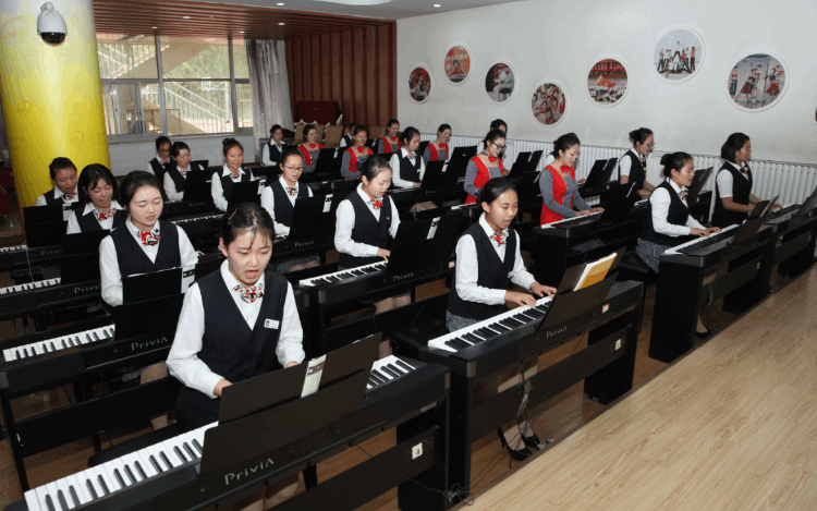 千萬別學漢語言文學專業(漢語言文學好找工作嗎)