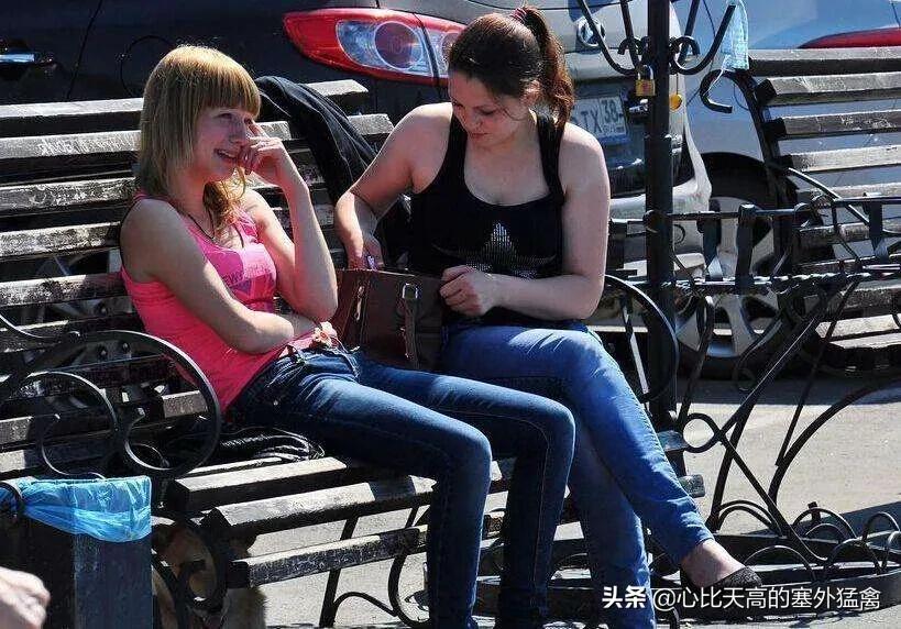 俄羅斯女人為什么長的漂亮（俄羅斯女人體味重是什么味）