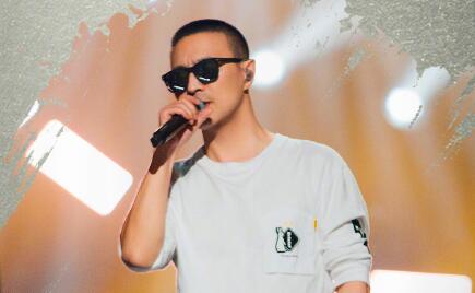 汪峰和章子怡什么時候離的婚