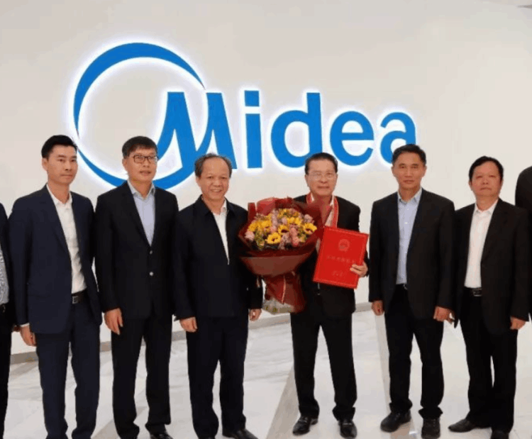 美的為什么給方洪波 美的真正老板是誰