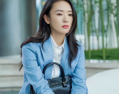 黃定宇控制童瑤長達一年是真的嗎