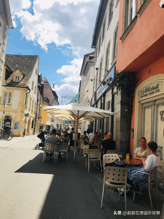 中國人為什么全世界都瞧不起（為什么學歷越高越不愛國）