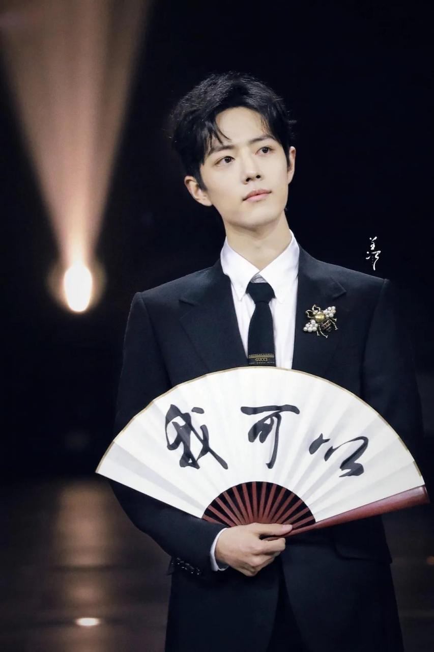 肖戰為什么被全網黑 (肖戰的手為什么這么黑)