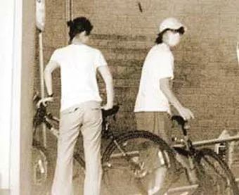 周星馳為什么不娶妻 (周星馳為了誰(shuí)不結(jié)婚)