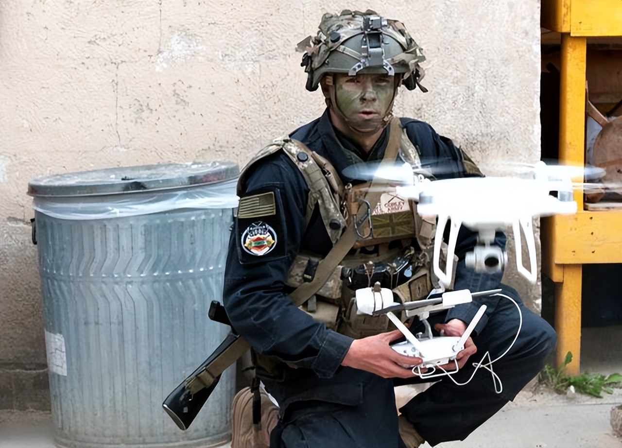 大疆無人機創(chuàng)始人（大疆無人機創(chuàng)始人簡歷）