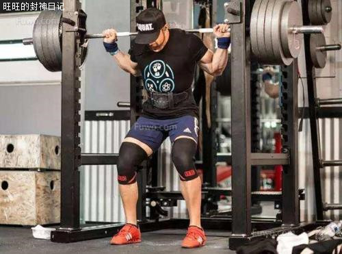 深蹲100公斤什么水平（健身房100kg深蹲人多嗎）