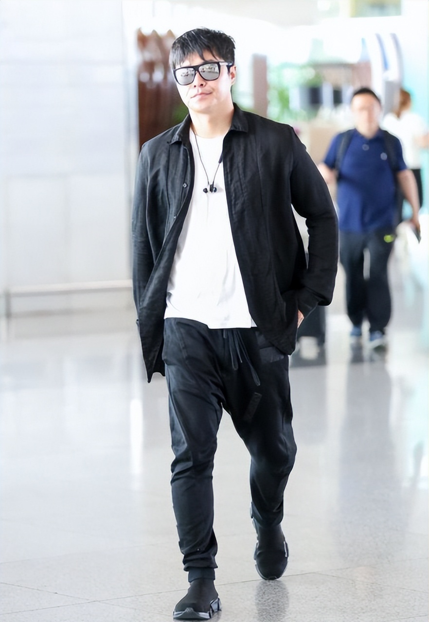 佟麗婭現(xiàn)在的老公(佟麗婭又嫁人嗎)