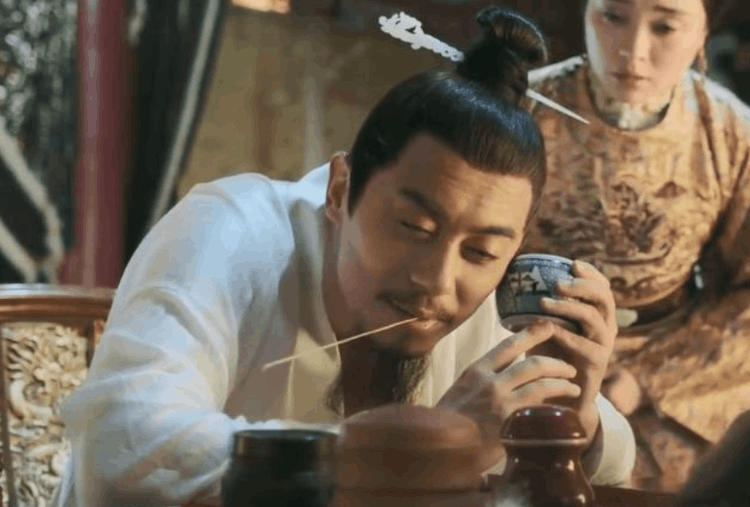 朱瞻基為什么英年早逝 (朱瞻基為什么要弒父)