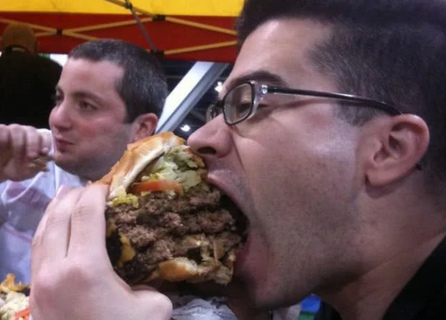 屁的成分是什么氣體 點燃自己的屁會爆炸嗎